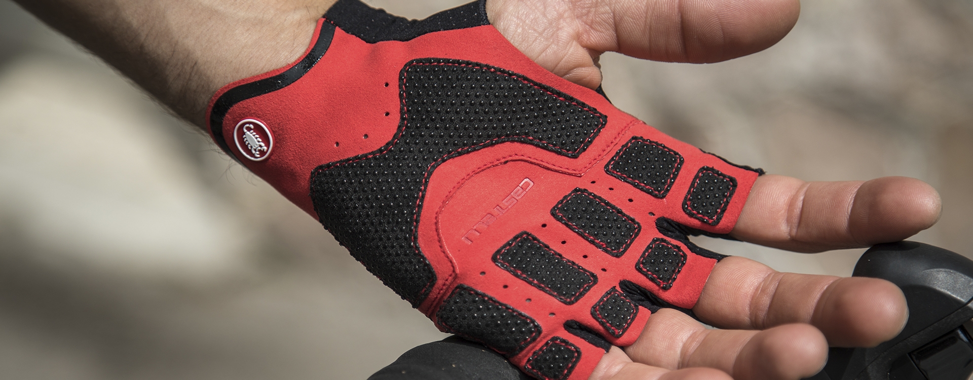 CASTELLI DAMPING SYSTEM, THE NEW DAMPING SYSTEM FOR GLOVES